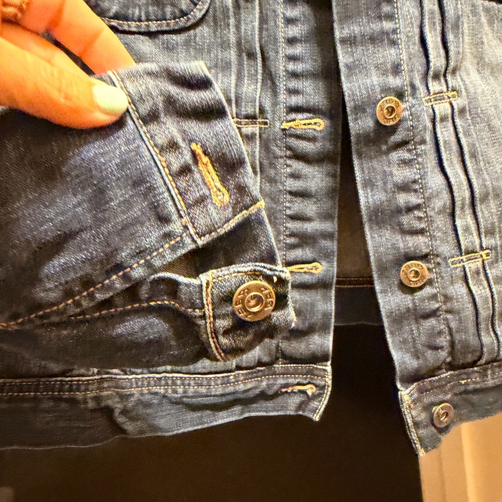 Dark Wash Denim Jacket - Classic Button Front gap 1969